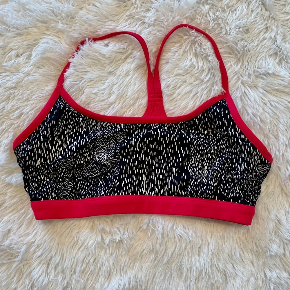 🌴 4/$20 Fabletics Reversible Sports Bra EUC